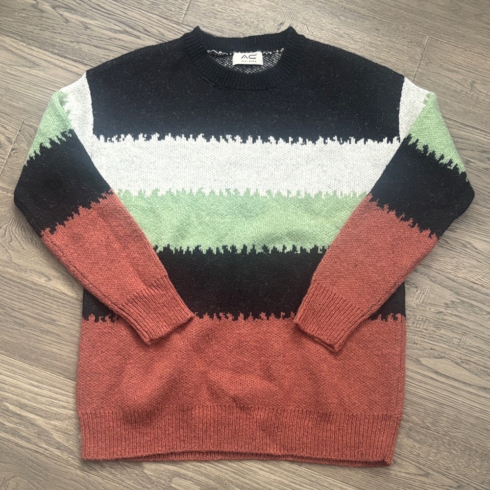 Anni.BYCN | Black, Brown White, Green Striped Long Sleeve Sweater Size M